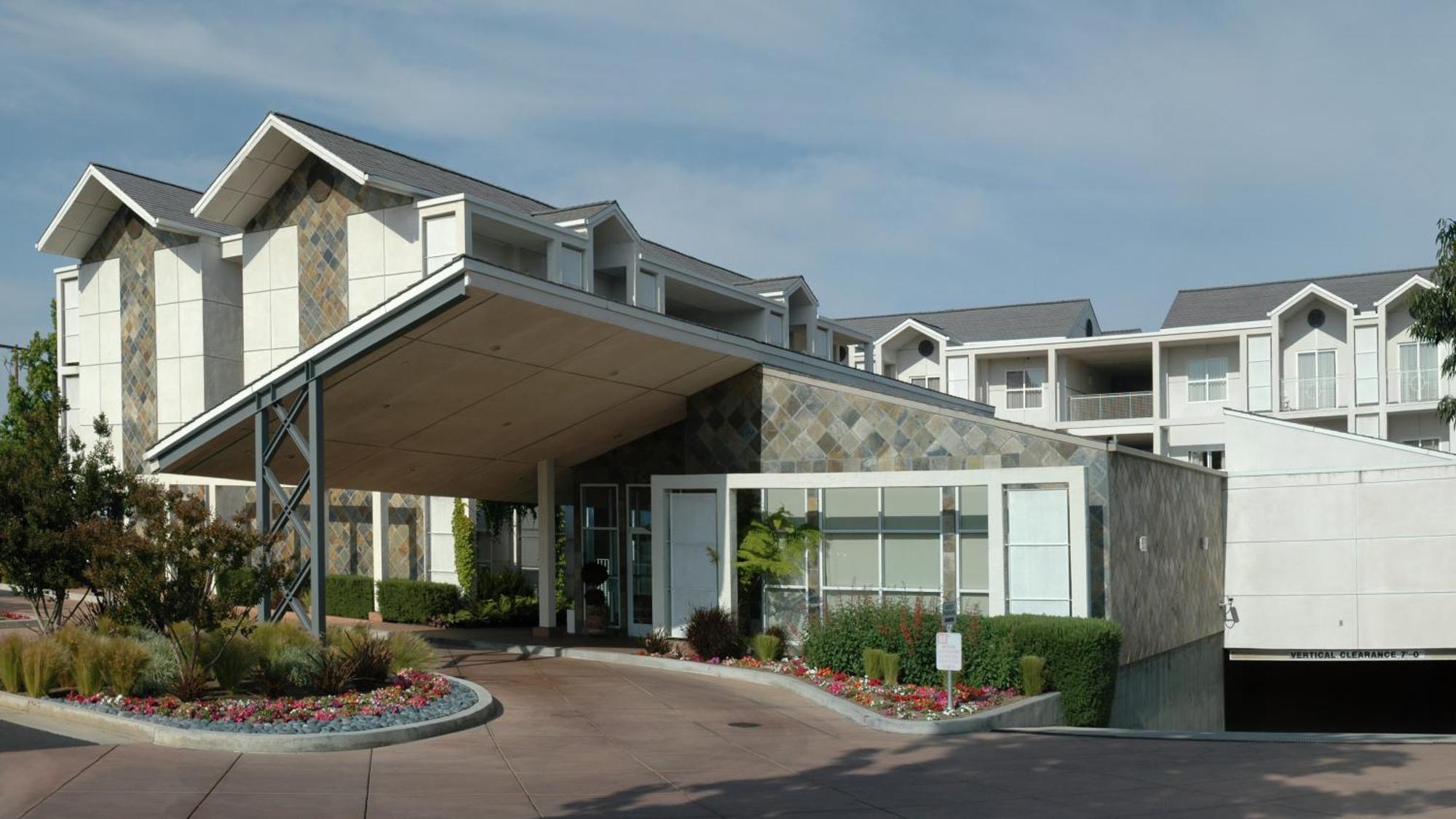 Corporate Inn Sunnyvale - All-Suite Hotel Exterior foto
